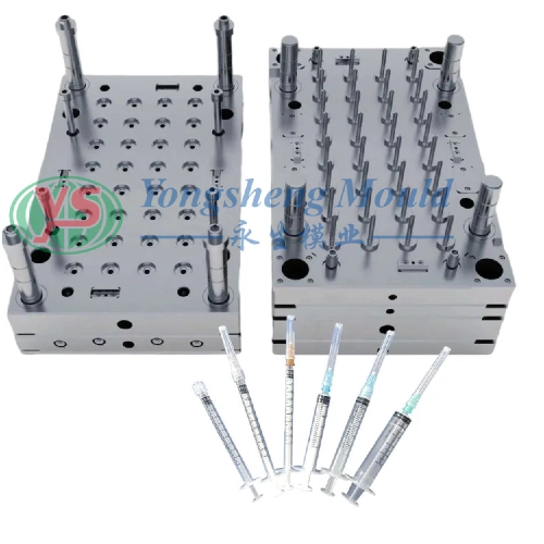 Precision plastic moldmould 