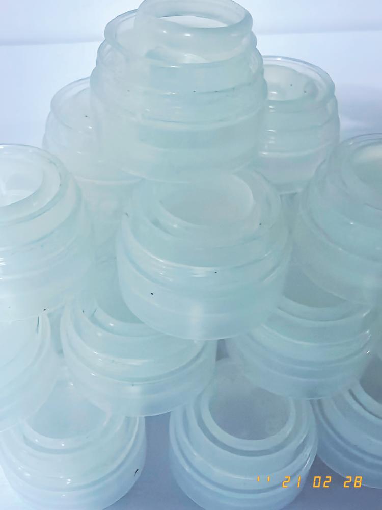 Oil bottle cap mould